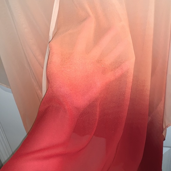 Sheer ombré blouse- plus size - Picture 4 of 7